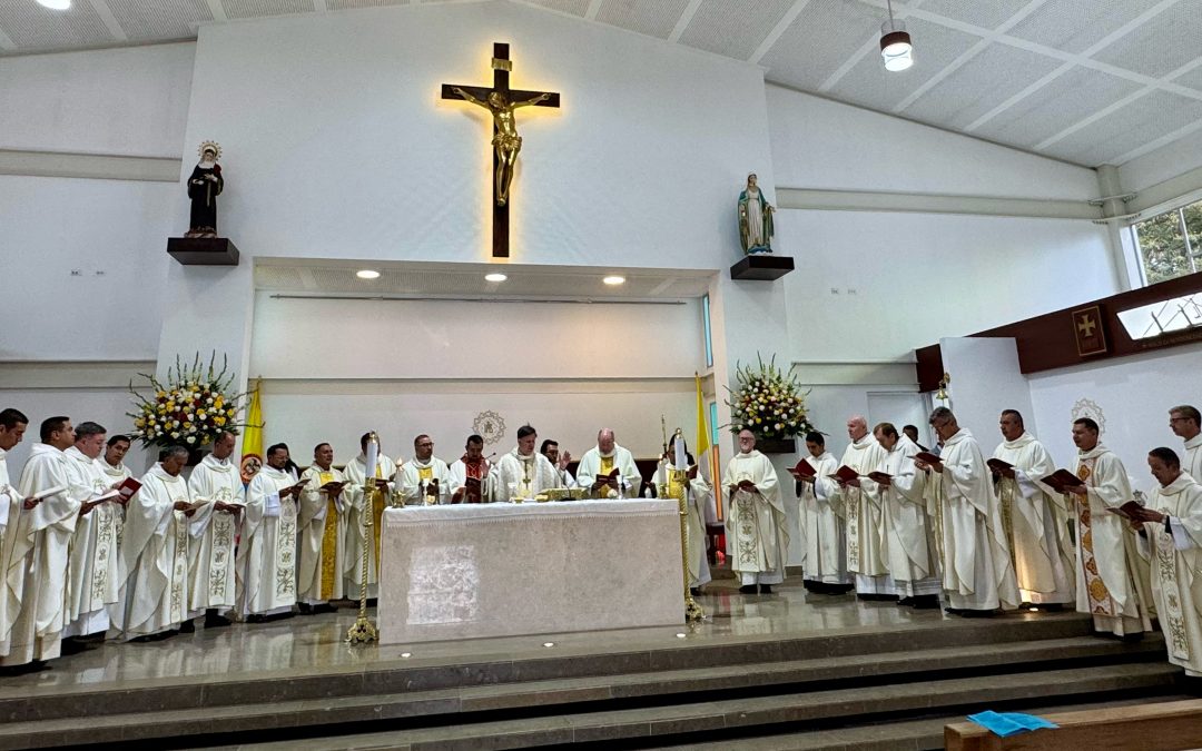 Viatorians Celebrate Presbyteral Ordination of Fr. Jhobany Orduz, CSV